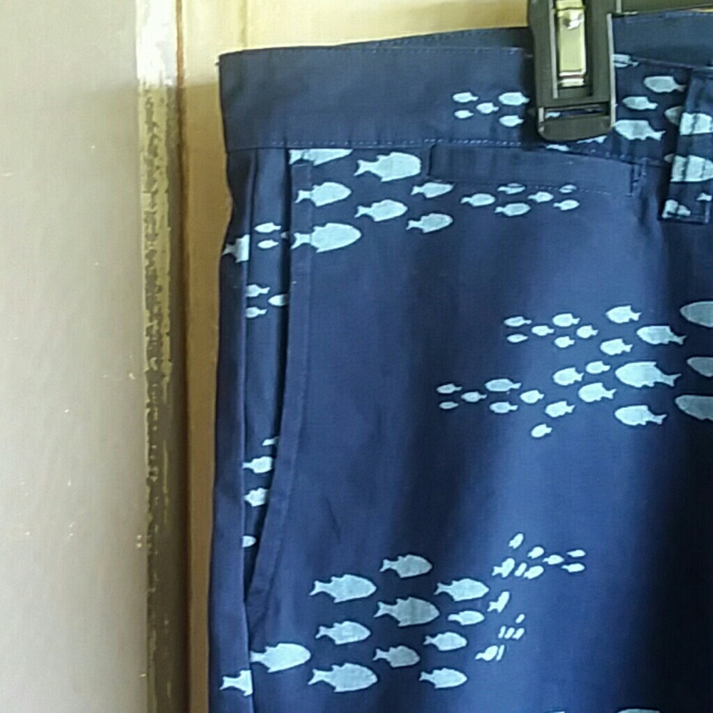 Bruno Shorts With Fish - Picture 3 of 5